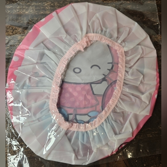 Hello Kitty Shower Cap - Picture 2 of 3